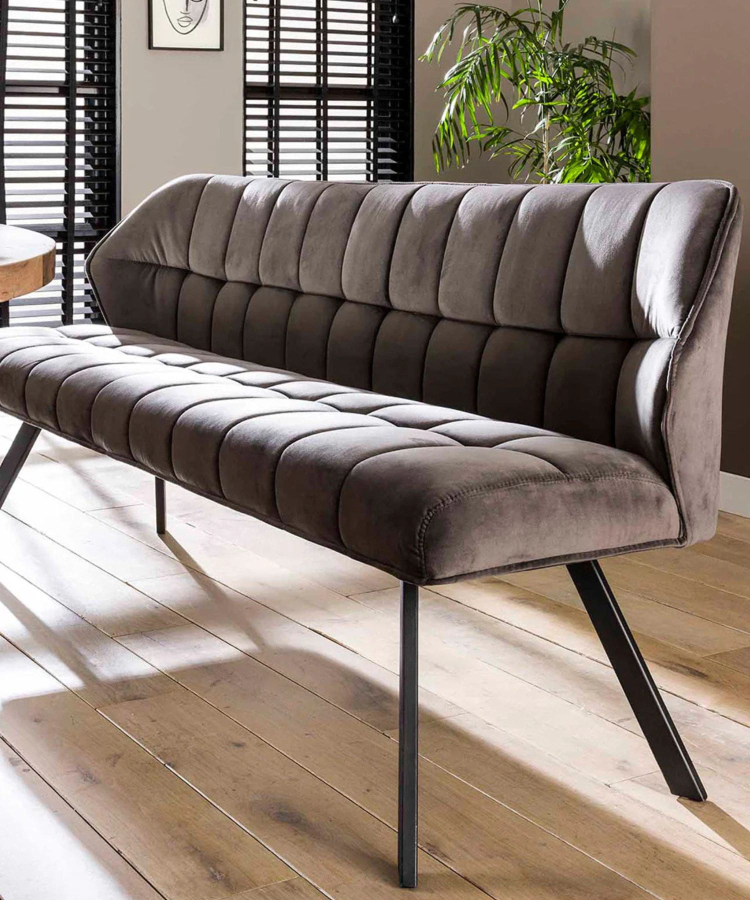 Stühle & Sitzbänke