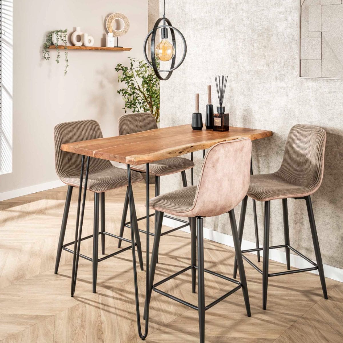 Stehtisch aus Akazienholz mit Metallgestell – Bartisch 130 x 70x92 cm für Küche oder Essbereich, natürlich geformte Tischplatte 5