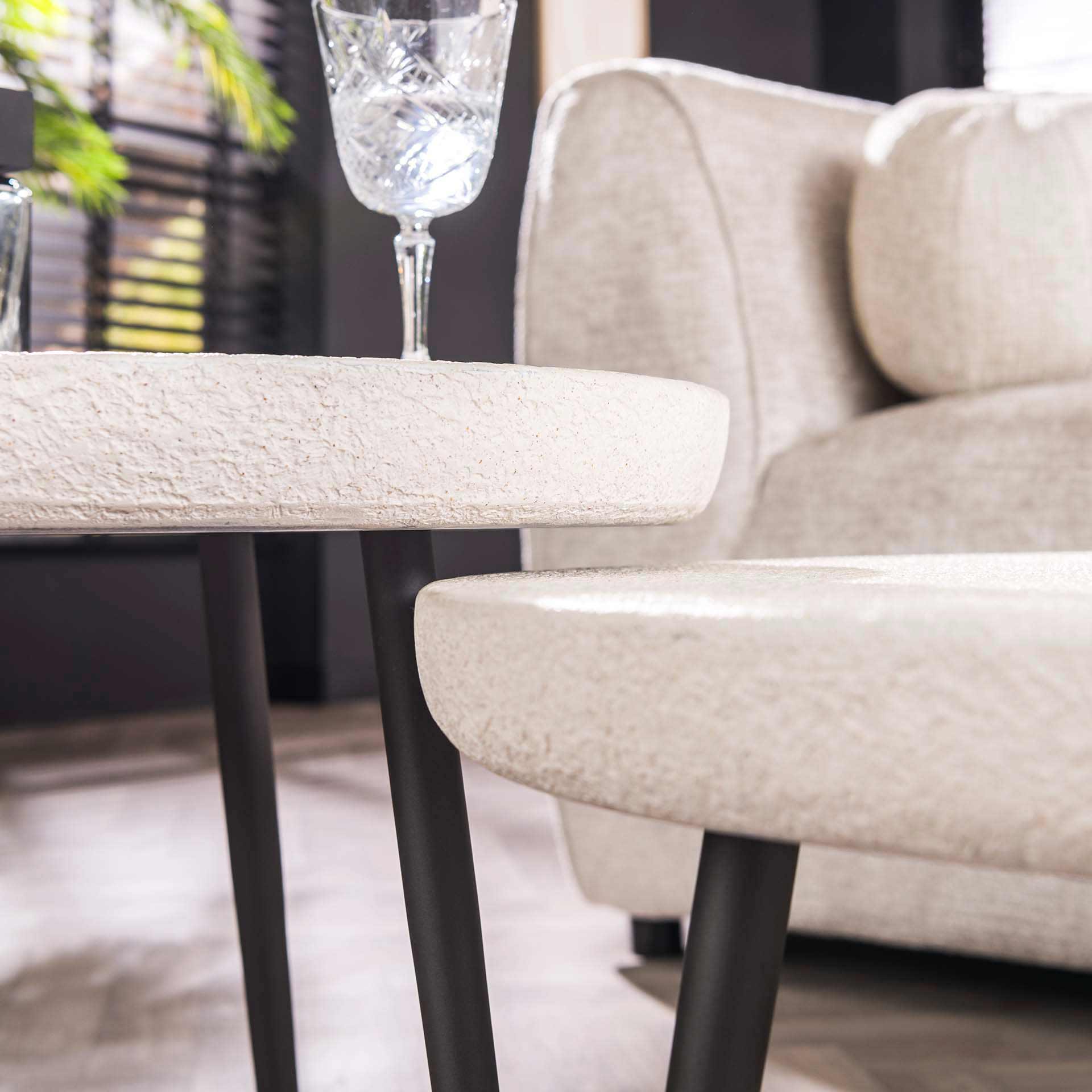 Couchtisch Set 2er aus Weißem Marmorverbund mit Stabilen Metallrahmen – Modernes Design für Wohnzimmer 2