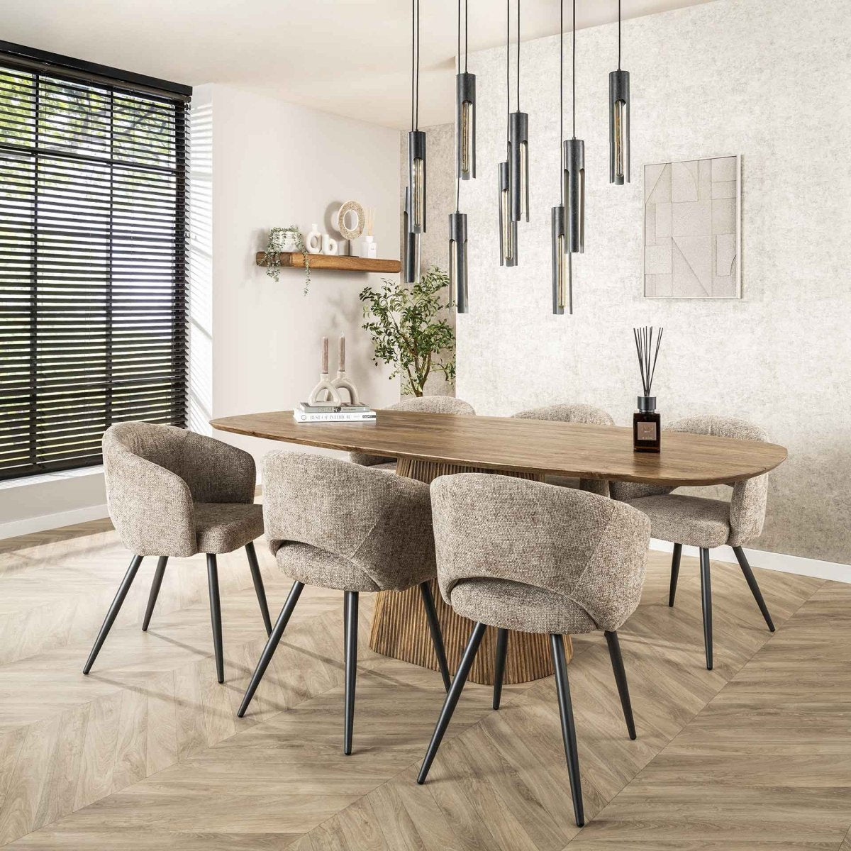 Esstisch 215 x 105 cm aus Mangoholz mit Wellenmuster – für 6–8 Personen, sandfarbene matte Oberfläche 2
