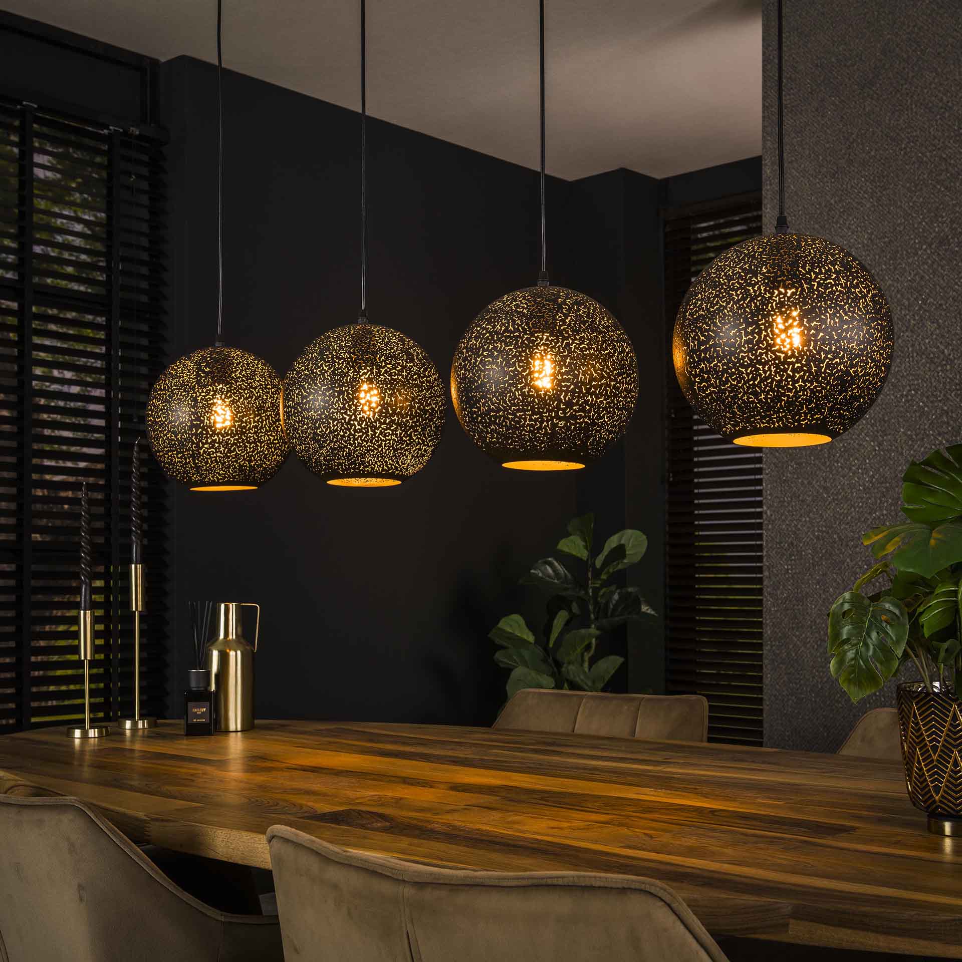 Pendelleuchte Schwarz 4-flammig Ø25 cm Höhenverstellbar bis 150 cm – Moderne Hängelampe aus Metall für stilvolle Beleuchtung 3