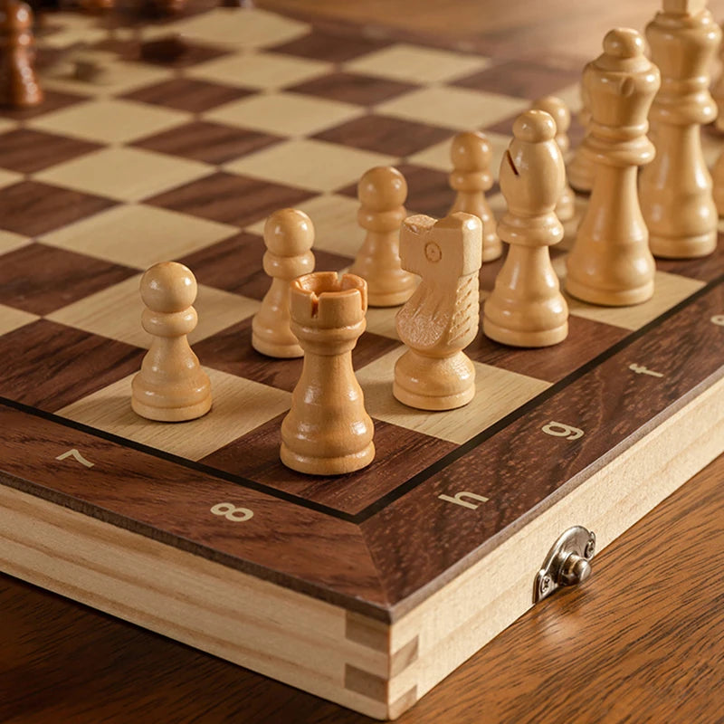 Edles Schachspiel aus Holz – Magnetisch & klappbar