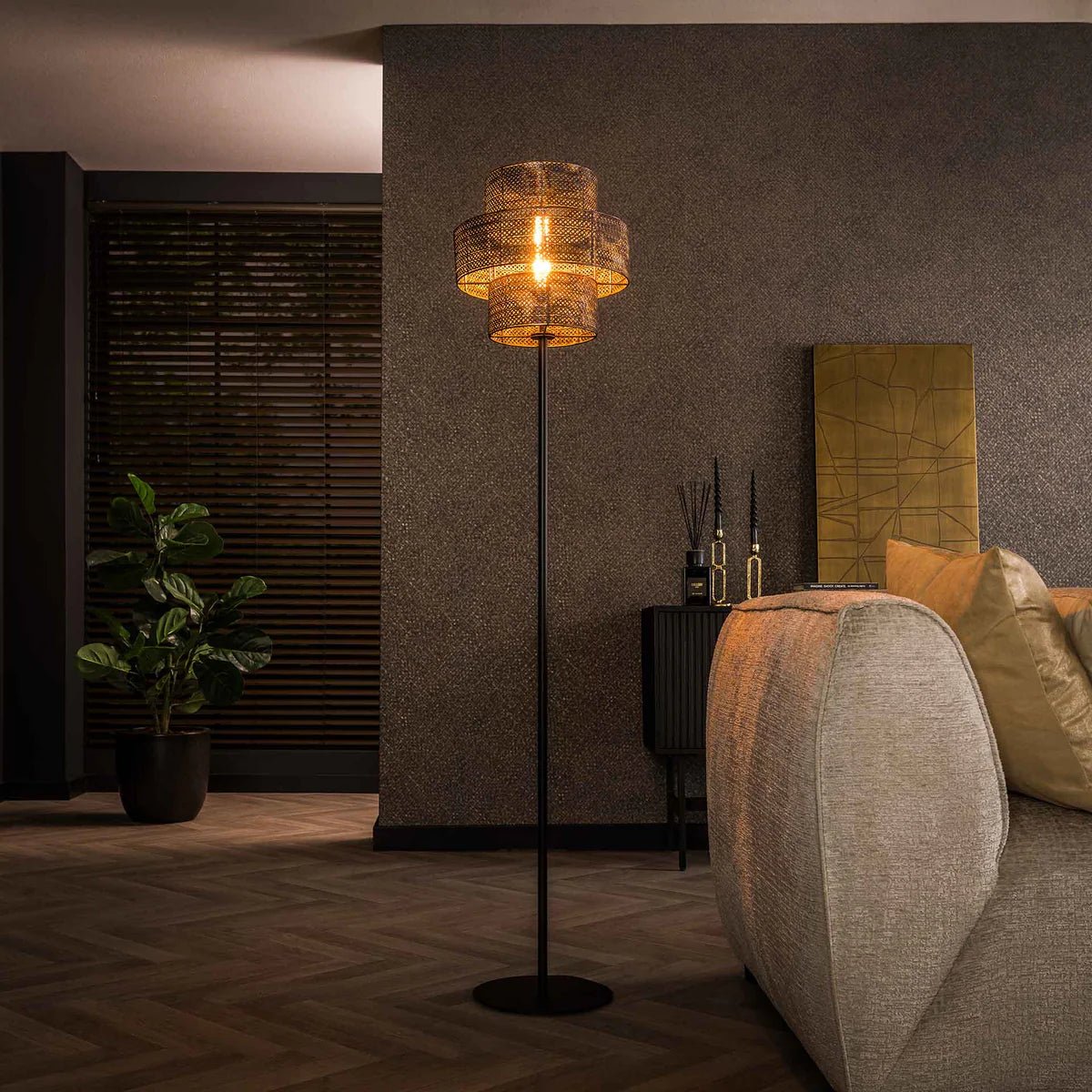 Stehlampe 165 cm Schwarz-Braun aus Metall – Handgefertigte Stehleuchte für Wohnzimmer, IP20, E27 Fassung 0