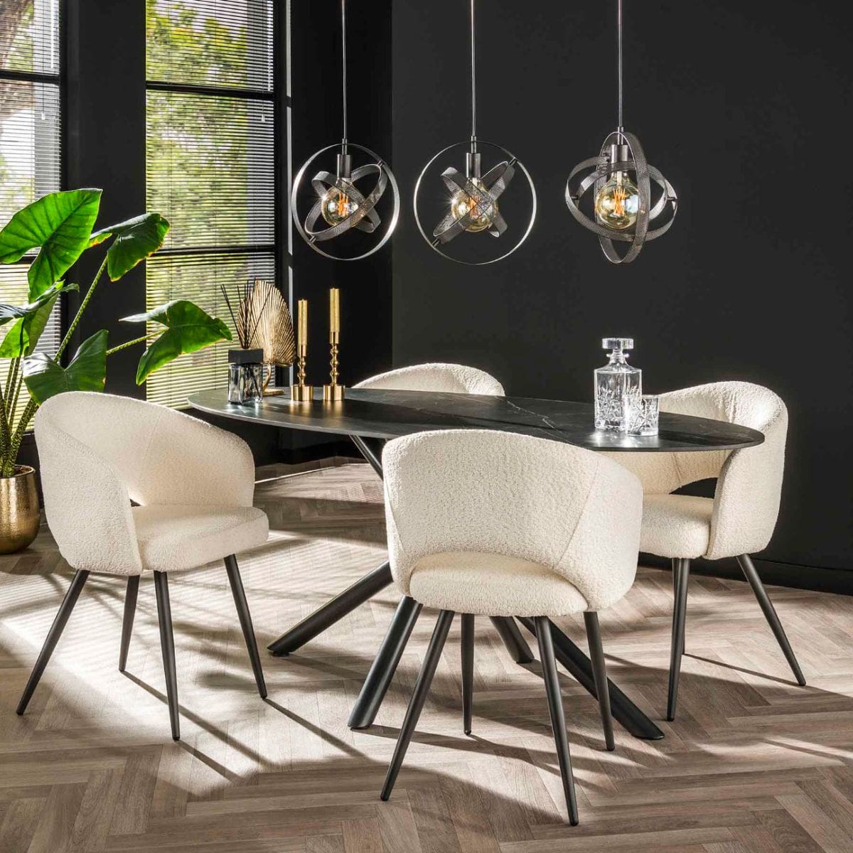 Ovaler Esstisch 180 x 90 cm aus schwarzer Keramik mit Marmor-Effekt – Metallgestell für 6 Personen 1