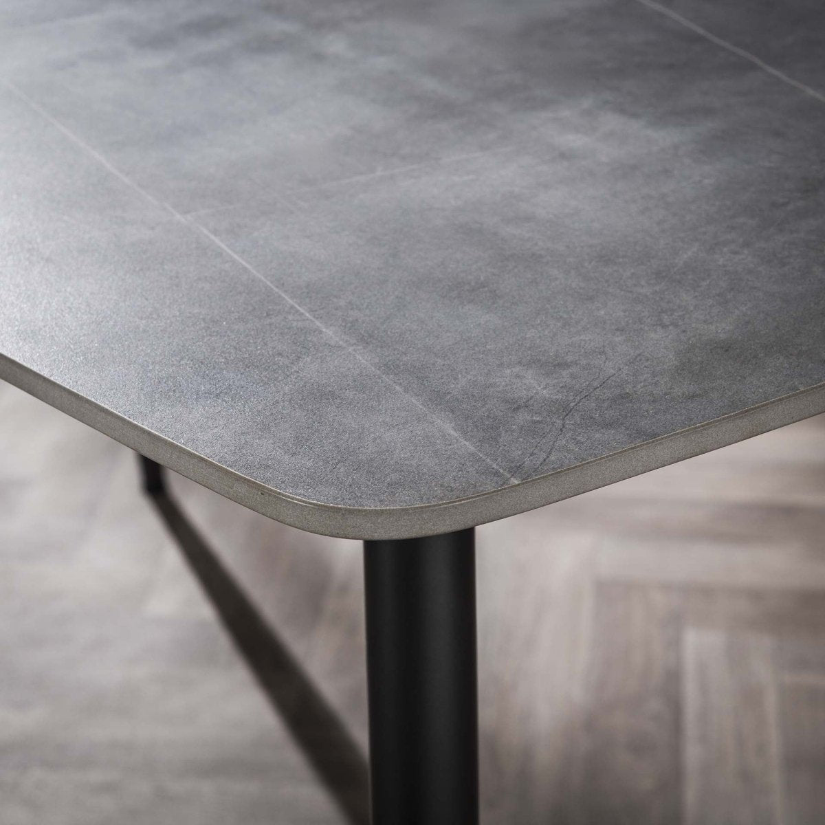 Ausziehbarer Esstisch 140 x 80 cm mit grauer Keramiktischplatte und Metallgestell – Ideal für kleinere Räume 1
