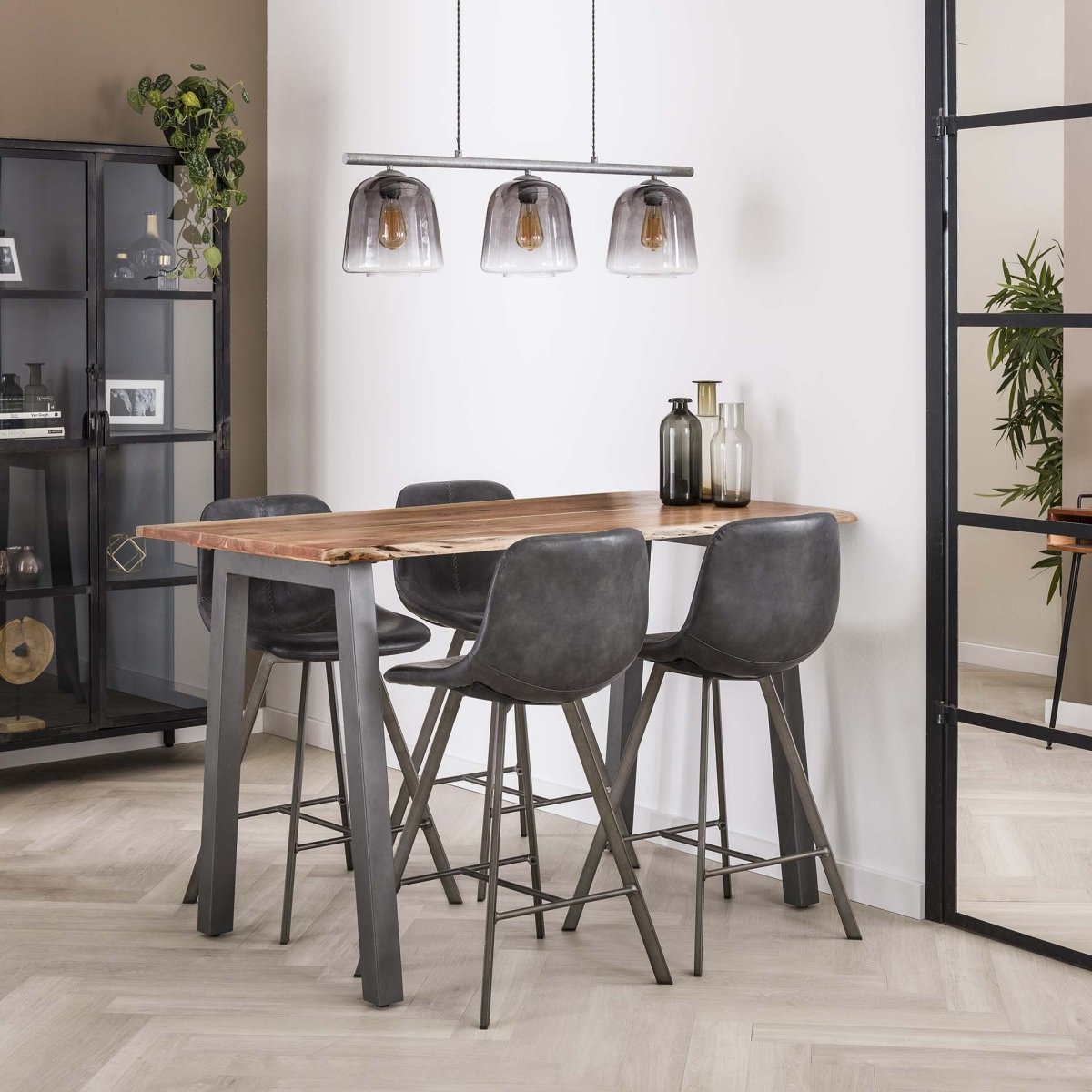 Bartisch 147 x 80 cm aus Akazienholz mit pulverbeschichtetem Stahlgestell – Massiv und Modern für Gesellige Runden 1