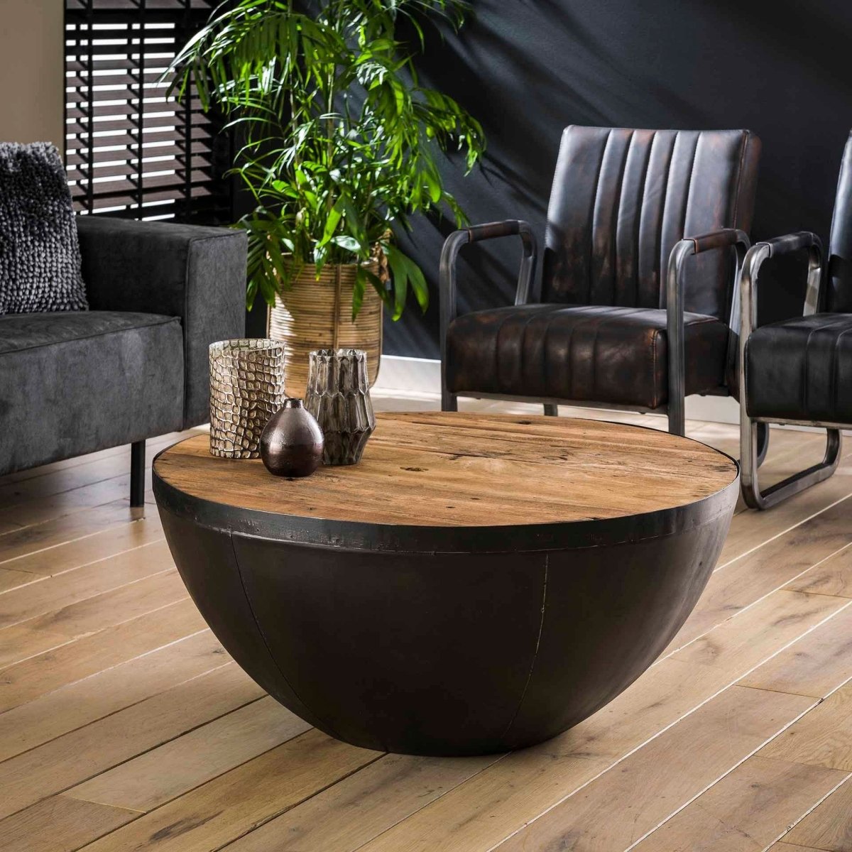 Couchtisch 120 x 60 cm aus Hartholz und Metall – Robuster Wohnzimmertisch für Snacks und Getränke 0