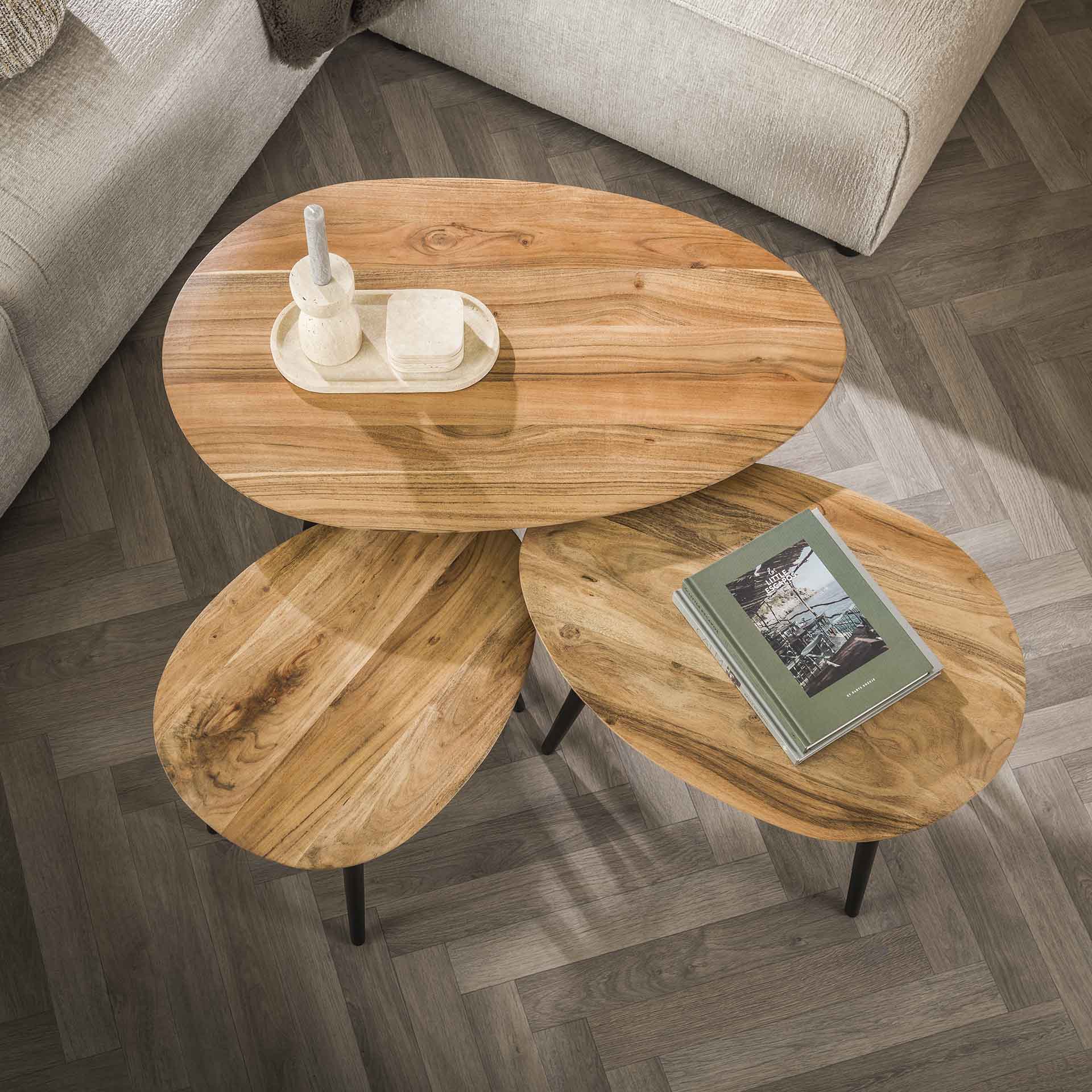 Couchtisch Set 3er aus Massivem Akazienholz – Natur, Größte Tisch 90 x 55 cm, Stabile Metallbeine 1