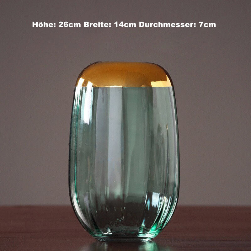 Glasvase mit Goldrand