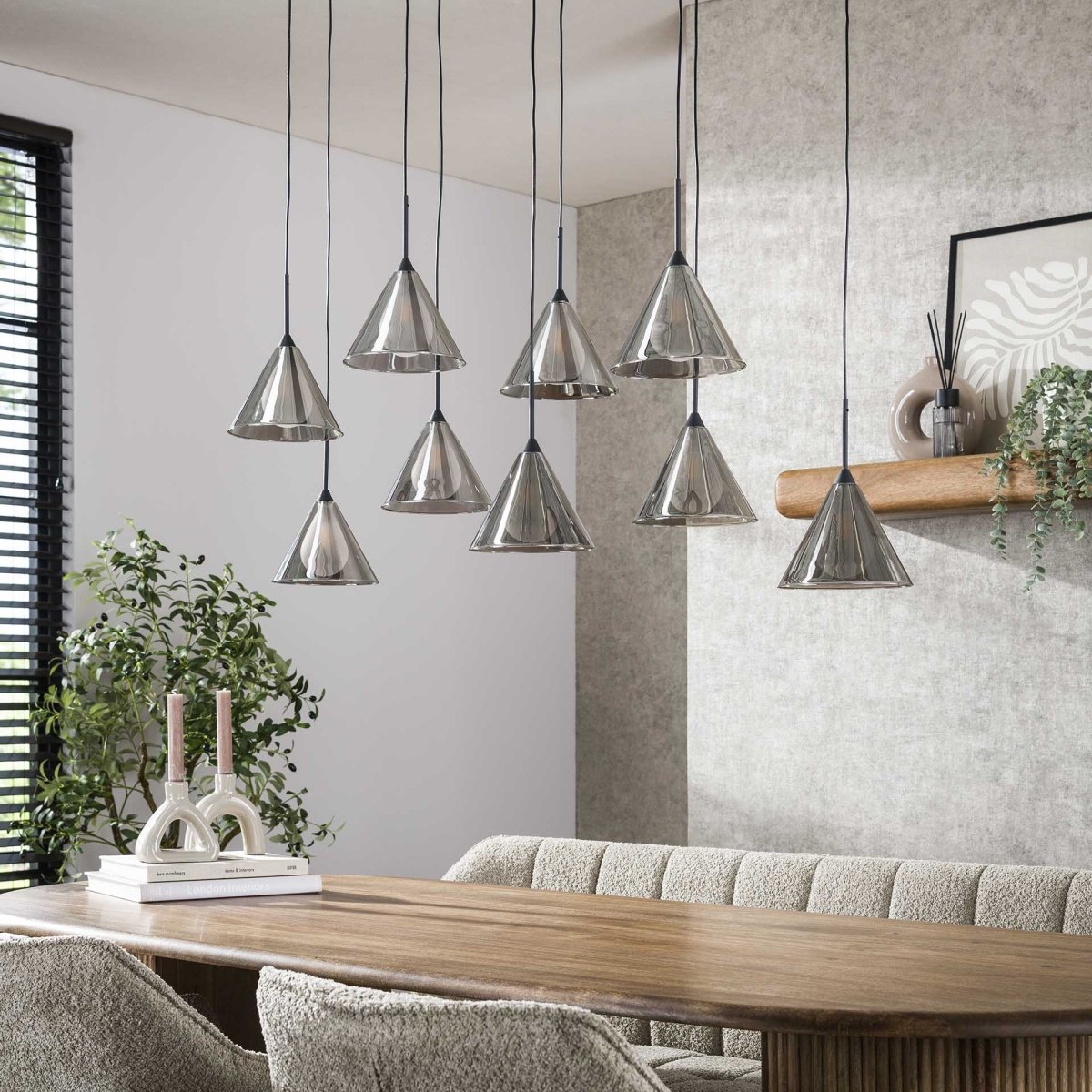 Pendelleuchte Schwarz mit 7 Höhenverstellbaren Rauchglas-Schirmen – Ø 18 cm, bis 150 cm Höhenverstellbar für Elegante Beleuchtung 1