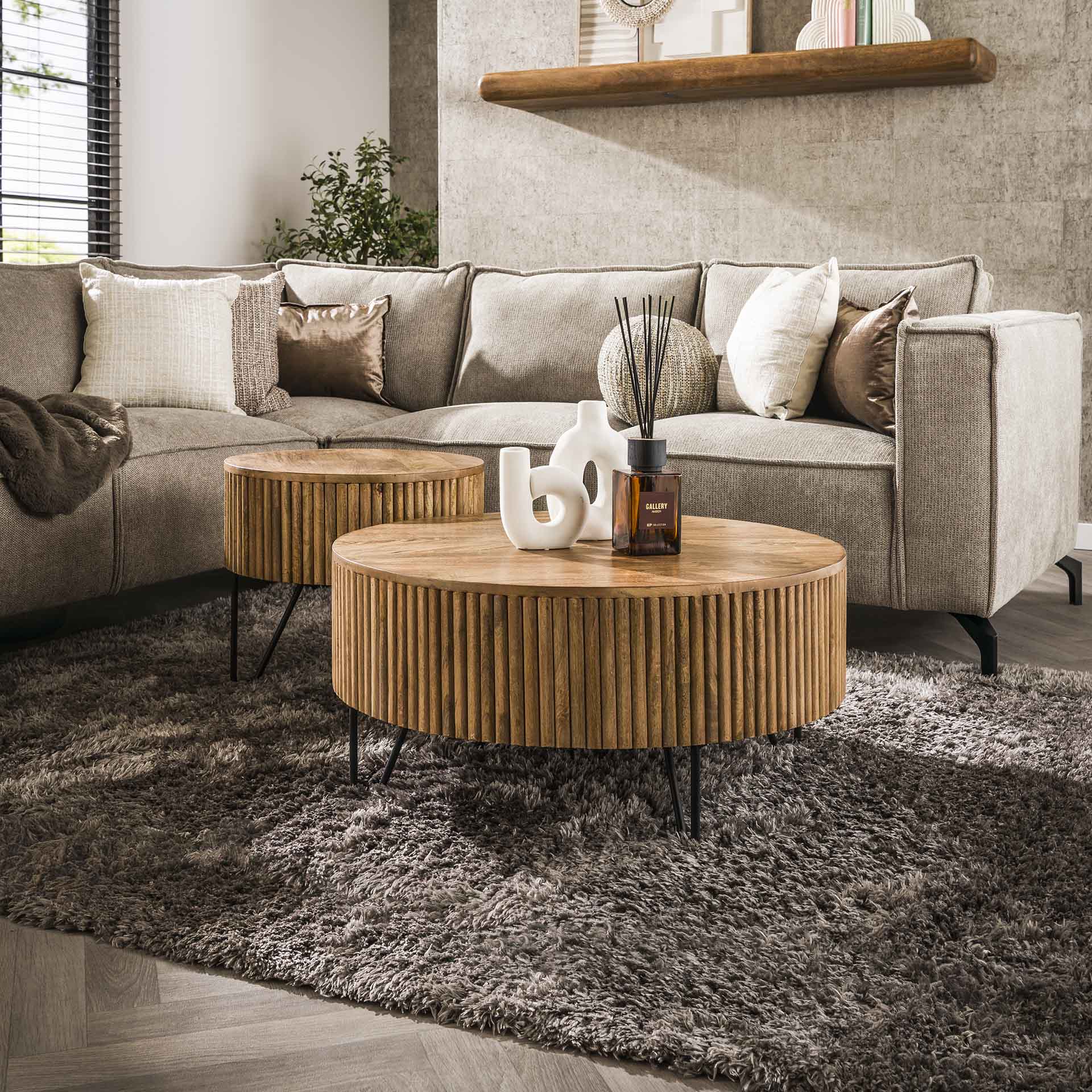 Rundes Couchtisch-Set aus Mangoholz – 2 Tische 50 cm & 80 cm Durchmesser in Wellenform für modernes Wohnen 0